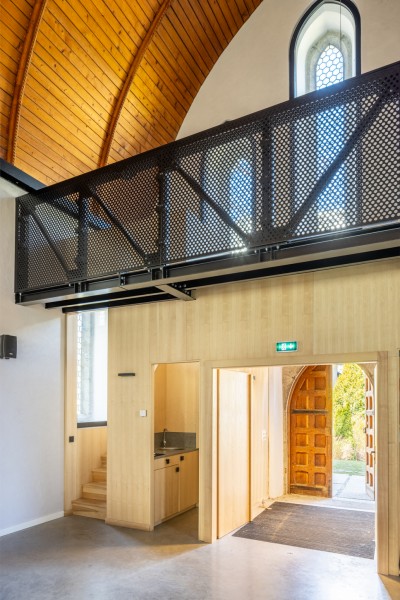 chapel lr 27